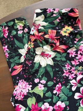 Black Floral Very Soft Leggings with Pink, White & Green Blooms